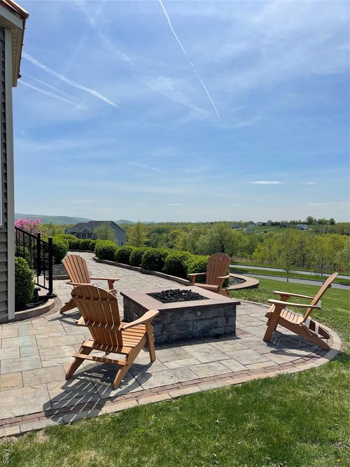 54 Fox Hill Run, Rock Tavern, NY, 12575-5603 | Card Image