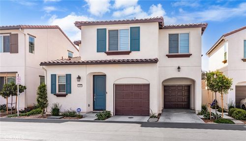 1489 E Laurelwood Dr, San Bernardino, CA, 92408-3676 | Card Image