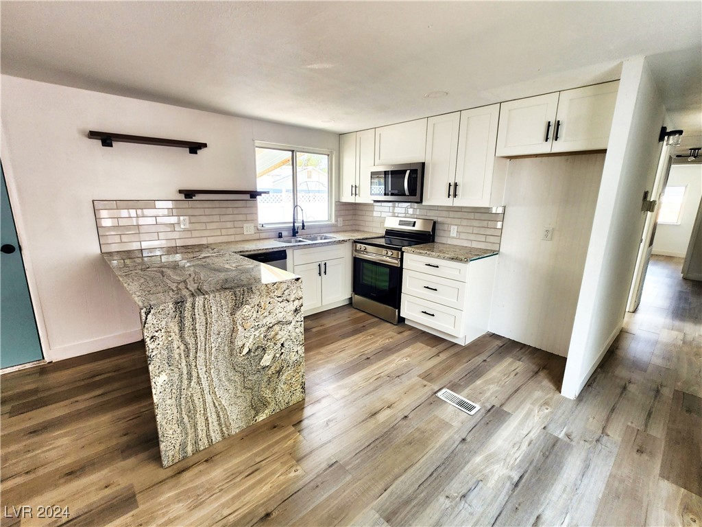 Comstock Cir, Pahrump, NV 89048
