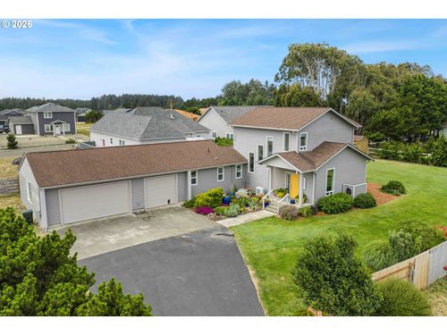 3883 Natalie Way, Bandon, OR, 97411-8824 | Card Image