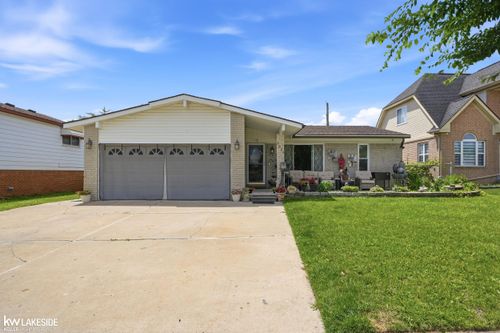 3824 Dawson Dr, Warren, MI, 48092-3210 | Card Image