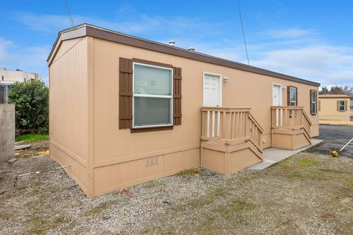 33-1719 W Olive, Fresno, CA, 93704 | Card Image