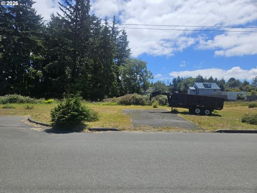 0 N Cammann St, Coos Bay, OR, 97420 | Card Image