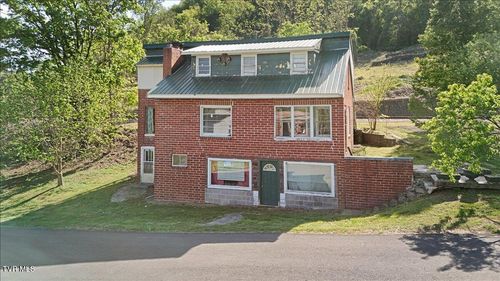 143 Mustang St, Duffield, VA, 24244-2758 | Card Image