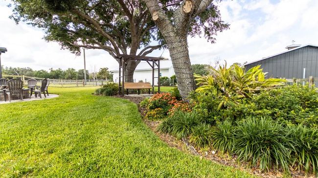 812 Jameson Rd, House other with 3 bedrooms, 2 bathrooms and null parking in Lithia FL | Image 13