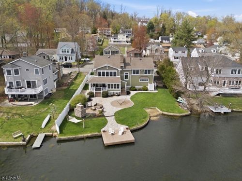 84 W Shore Rd, Denville, NJ, 07834-1572 | Card Image