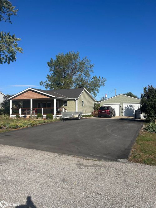 308 N Elm St, Zearing, IA, 50278-7708 | Card Image