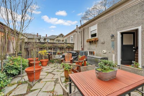 2303 W 3rd Ave, Vancouver, BC, V6K1L6 | Card Image