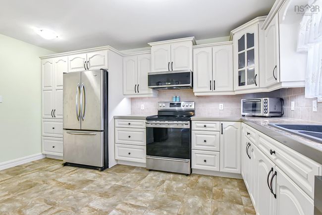 10 Tully Ave, House other with 4 bedrooms, 4 bathrooms and 3 parking in Shubenacadie NS | Image 10