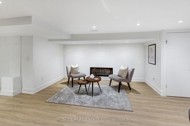 282 Crawford St, House attached with 5 bedrooms, 4 bathrooms and 1 parking in Toronto ON | Image 35