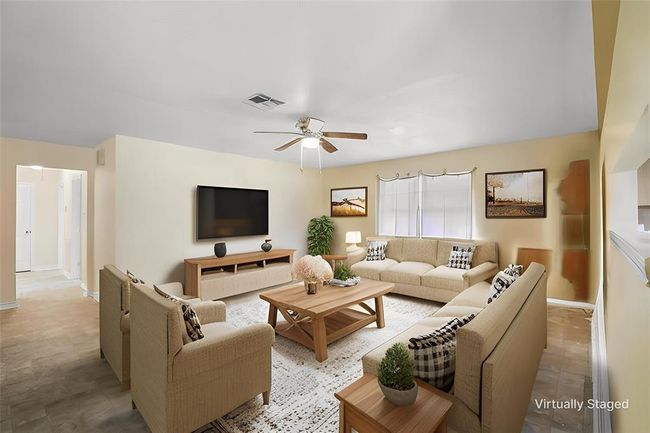 11221 State Highway 65, House other with 3 bedrooms, 2 bathrooms and 2 parking in Winnie TX | Image 10