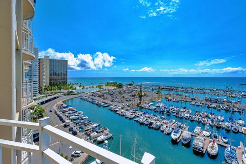 1390-1765 Ala Moana Blvd, Honolulu, HI, 96815-1422 | Card Image