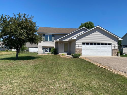 1404 Meadow View Dr, Princeton, MN, 55371-1479 | Card Image