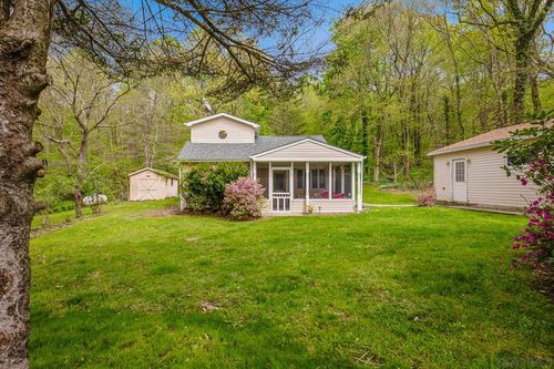 192 Wilkins Hollow Rd, Addison, PA, 15411-2132 | Card Image