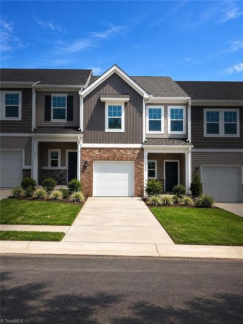 413 Dandelion Ct, Mebane, NC, 27302 | Card Image