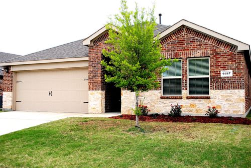 6217 Bracken Dr, Aubrey, TX, 76227-3645 | Card Image