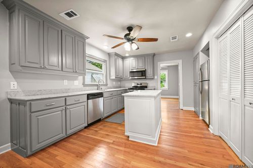 4270 Convention St, Baton Rouge, LA, 70806-3903 | Card Image