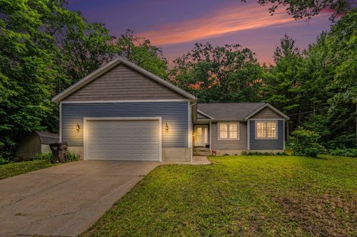 4260 Obenauf Rd, Twin Lake, MI, 49457-9731 | Card Image