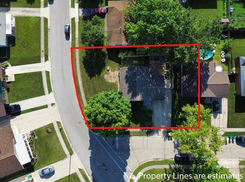 585 Hillsdale Dr, West Jefferson, OH, 43162-1018 | Card Image