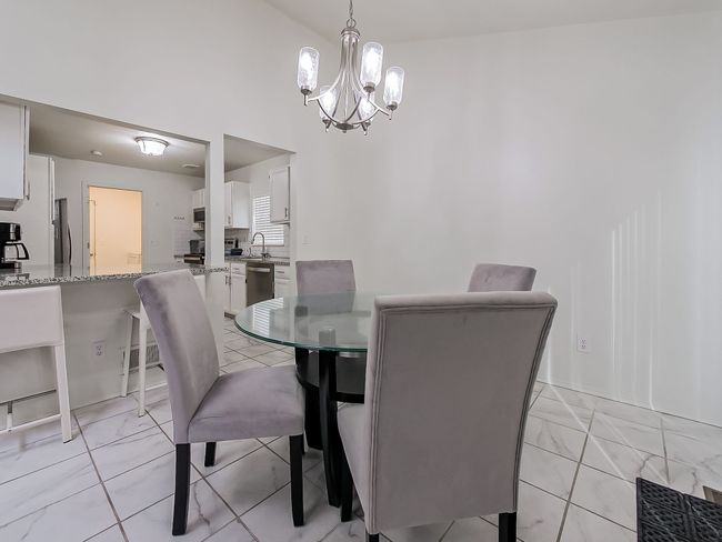 212 Winding Brk, Condo with 2 bedrooms, 2 bathrooms and null parking in Commerce Twp MI | Image 8