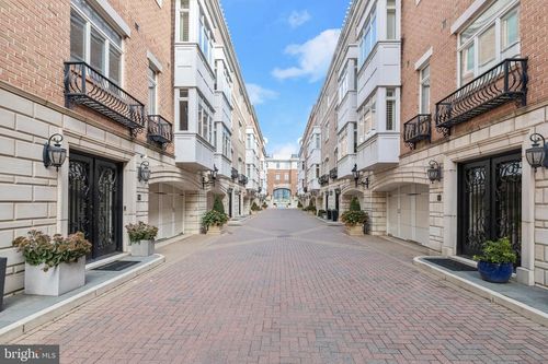 142-640 Ponte Villas S, BALTIMORE, MD, 21230-3958 | Card Image