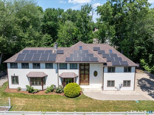 25 Old Rd, Westport, CT, 06880-4140 | Card Image
