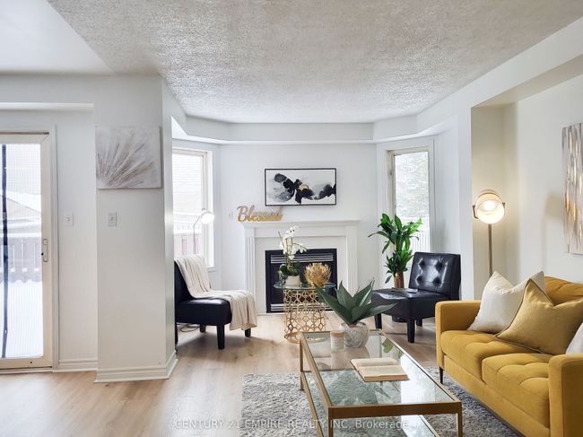 1862 Dalhousie Cres, House other with 4 bedrooms, 3 bathrooms and 4 parking in Oshawa ON | Image 4