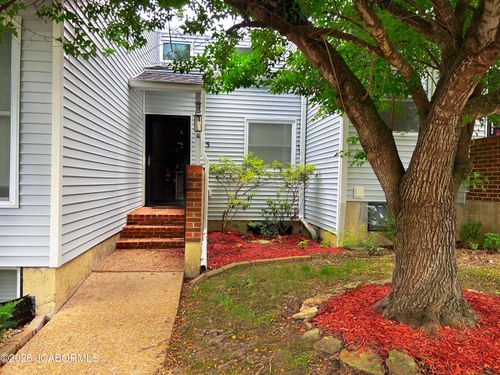 663 Hiddenwood Ct, Jefferson City, MO, 65109-5749 | Card Image