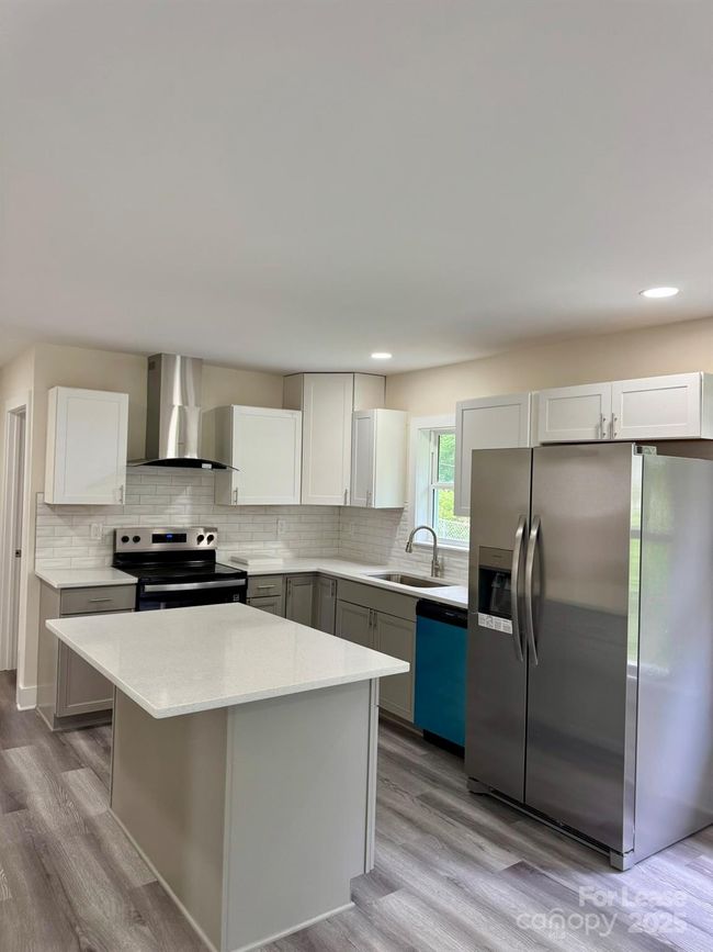 109 Broad St, House other with 3 bedrooms, 3 bathrooms and null parking in Shelby NC | Image 10