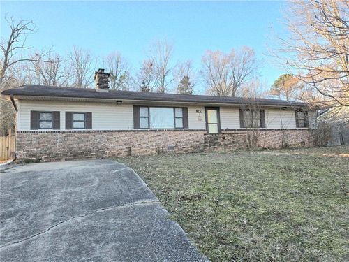 349 W Wilson Street, Fayetteville, AR, 72701 | Card Image