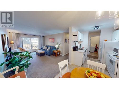 302-398 Roddis Dr, Quesnel, BC, V2J1A6 | Card Image