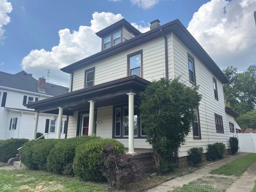 210 E 7th St, Rushville, IN, 46173-1436 | Card Image