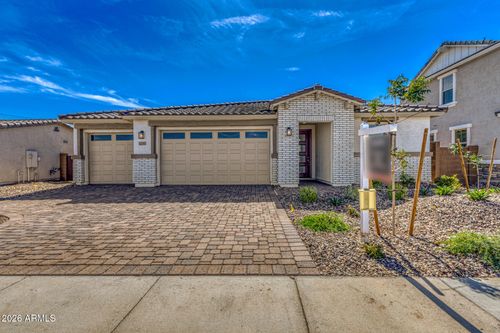 12361 W Parkway Ln, Avondale, AZ, 85323-4218 | Card Image