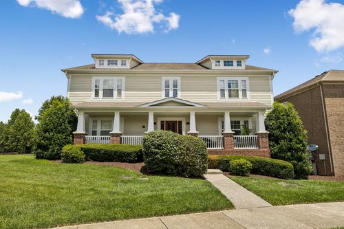 1102 Park Run Dr, Franklin, TN, 37067-8674 | Card Image
