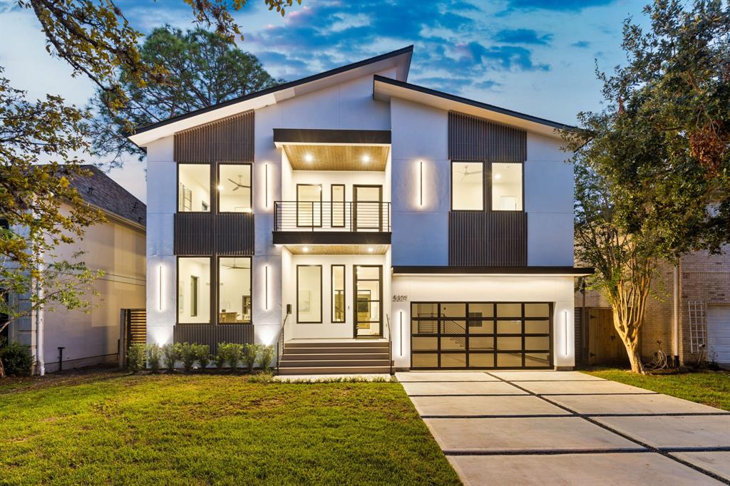 Evergreen St, Bellaire, TX 77401