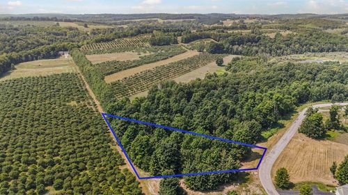 1905 N Blue Water Ct, Suttons Bay, MI, 49682-9745 | Card Image