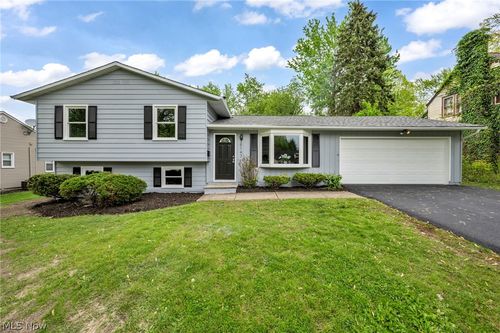 8143 Broadmoor Road, Mentor, OH, 44060 | Card Image