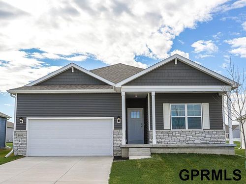 17610 Virginia St, Omaha, NE, 68136-1730 | Card Image