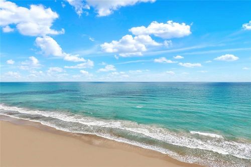 1705-9500 Ocean Dr, Jensen Beach, FL, 34957-2333 | Card Image