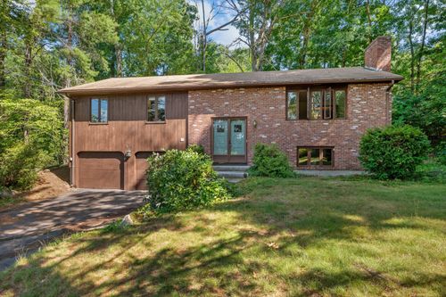 312 Walnut Hill Ave, Manchester, NH, 03104-2161 | Card Image