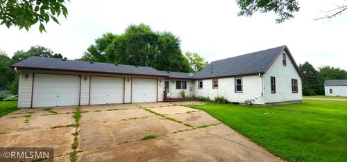 902 11th St N, Princeton, MN, 55371-1144 | Card Image