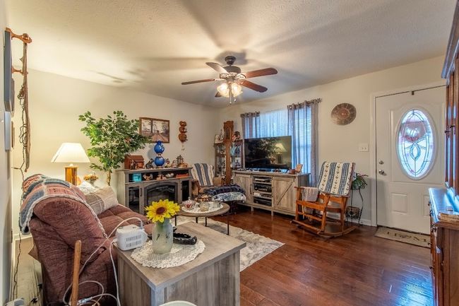 85 Austin St, House other with 3 bedrooms, 2 bathrooms and 1 parking in Savannah TN | Image 6