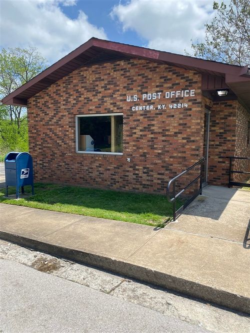 102 Main St, Center, KY, 42214-9998 | Card Image