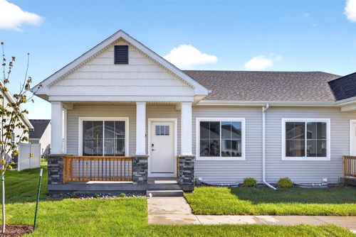 9716 Regatta Ln, Johnston, IA, 50131-3701 | Card Image