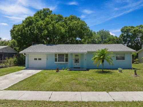 1735 40th Ave, Vero Beach, FL, 32960-2548 | Card Image