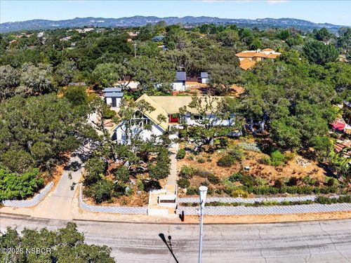 1265 Stallcup Ln, Lompoc, CA, 93436-2316 | Card Image