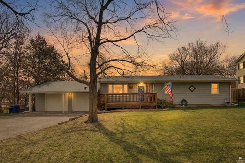 711 Oak Hill Dr, Chapman, KS, 67431-8964 | Card Image