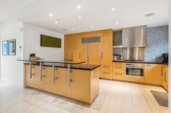 47 Patterson Dr Sw, House other with 4 bedrooms, 4 bathrooms and 5 parking in Calgary AB | Image 11