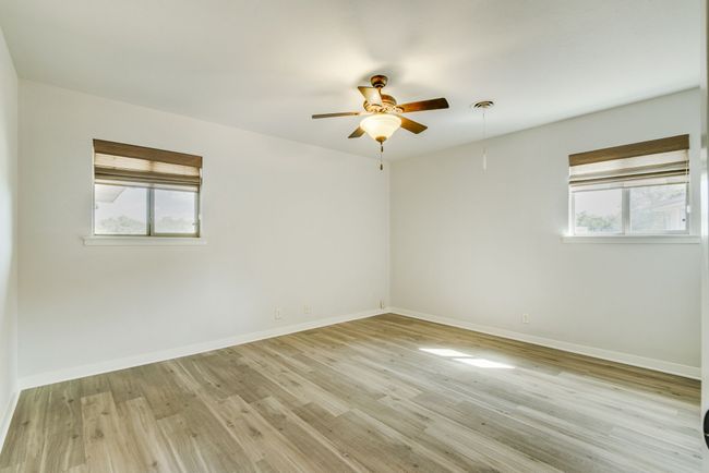 1822 Silverside Dr, House other with 3 bedrooms, 2 bathrooms and null parking in Grapevine TX | Image 25