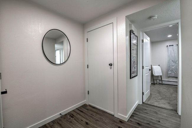 Unit Entrance | Image 24